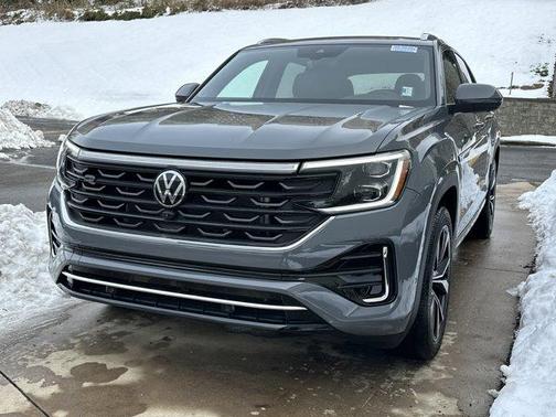 2025 Volkswagen Atlas Cross Sport 2.0T SEL Premium R-Line