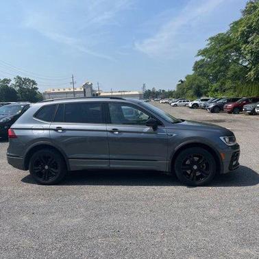 2019 Volkswagen Tiguan 2.0T SEL R-Line Black