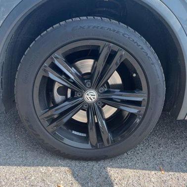 2019 Volkswagen Tiguan 2.0T SEL R-Line Black