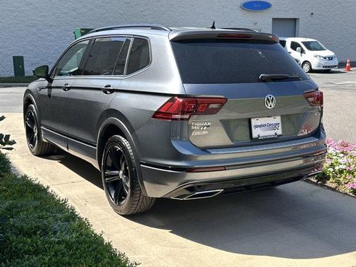 2019 Volkswagen Tiguan 2.0T SEL R-Line Black