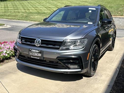 2019 Volkswagen Tiguan 2.0T SEL R-Line Black