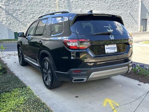 2023 Honda Pilot Elite