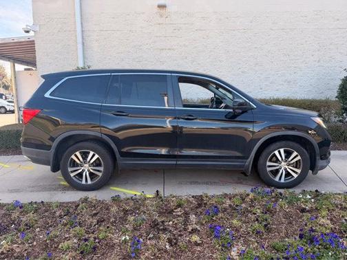 2016 Honda Pilot EX-L w/ Navigation