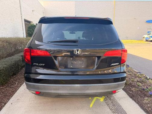 2016 Honda Pilot EX-L w/ Navigation