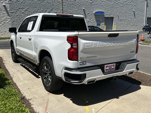 Summit White 2025 Chevrolet Silverado 1500 RST