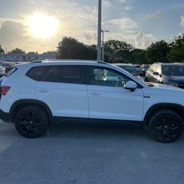 2022 Volkswagen Taos 1.5T SE