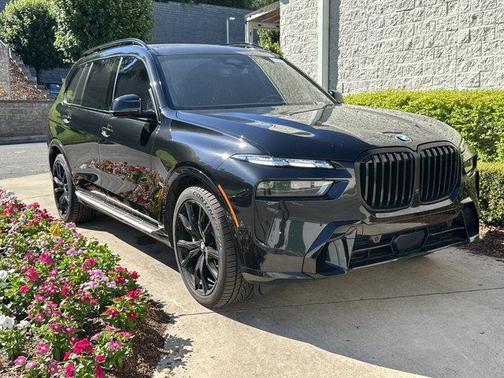 Black Sapphire Metallic 2024 BMW X7 xDrive40i