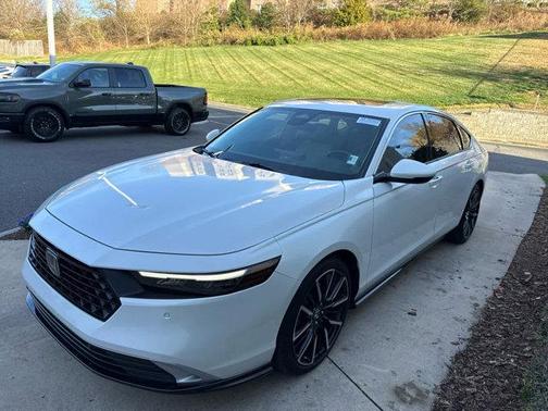 2023 Honda Accord Hybrid Touring