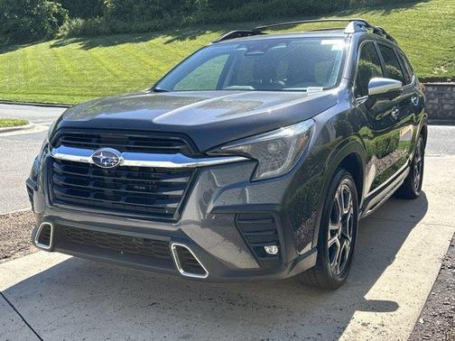 Magnetite Gray Metallic 2023 Subaru Ascent Touring 7-Passenger