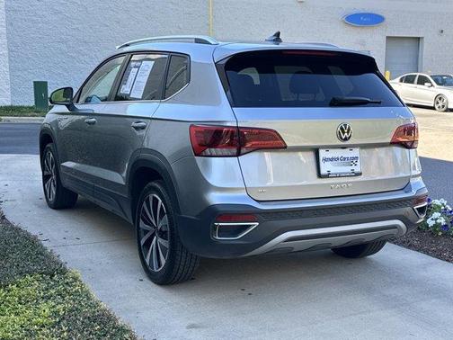 2024 Volkswagen Taos 1.5T SE