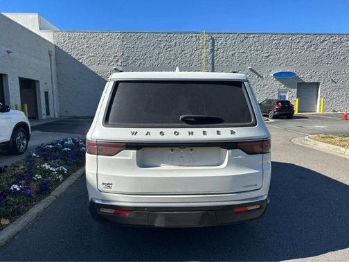 2023 Jeep Wagoneer Series III