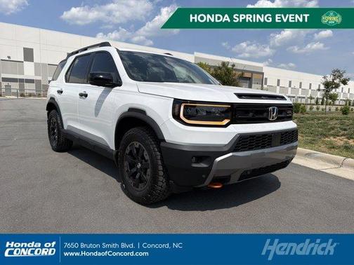 Platinum White Pearl 2026 Honda Passport TrailSport Elite