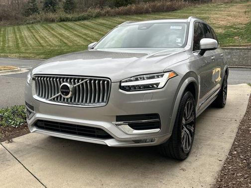 2025 Volvo XC90 B6 Plus 7-Seater