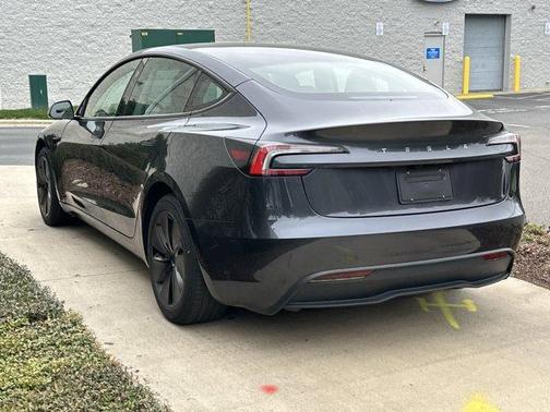 2024 Tesla Model 3 Base