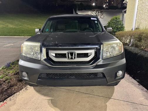 2011 Honda Pilot EX-L w/ Navigation