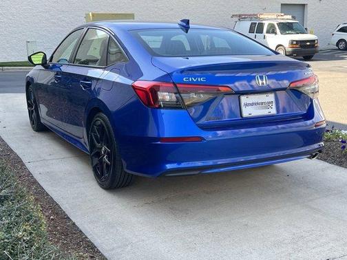 Photo 5 of 34 of 2022 Honda Civic Sport