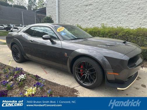 Granite Pearlcoat 2022 Dodge Challenger R/T Scat Pack