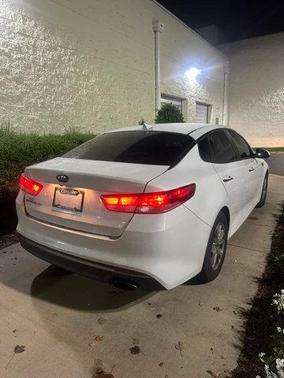 2017 Kia Optima LX