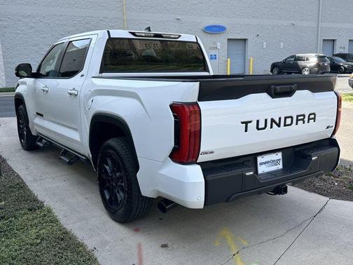 Ice 2024 Toyota Tundra SR5