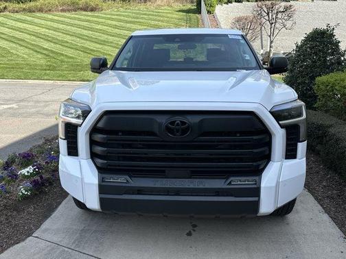 Ice 2024 Toyota Tundra SR5
