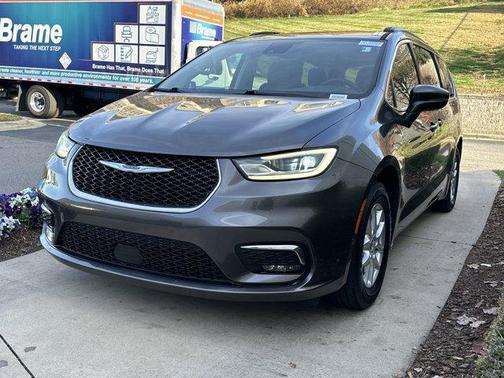 2022 Chrysler Pacifica Touring-L