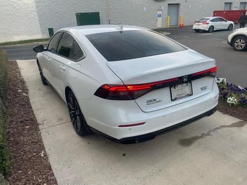 2023 Honda Accord Hybrid Touring