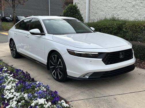 2023 Honda Accord Hybrid Touring