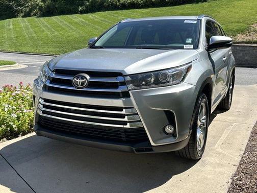 2018 Toyota Highlander Limited Platinum