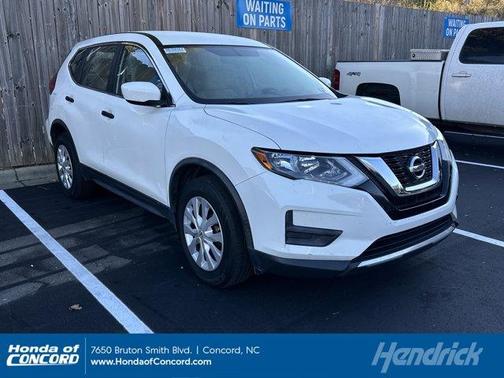 2017 Nissan Rogue S