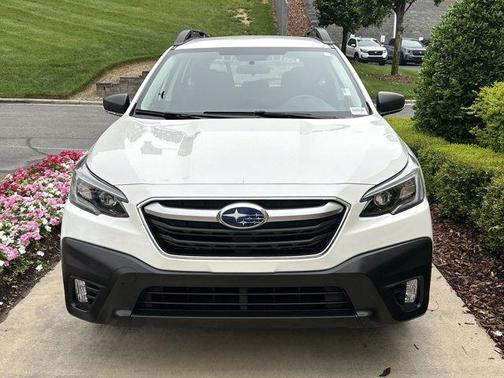 2022 Subaru Outback Base (CVT)