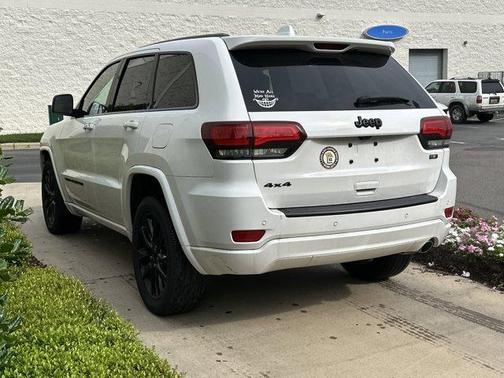 2022 Jeep Grand Cherokee WK Laredo