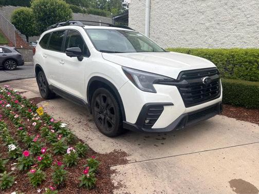 Crystal White Pearl 2023 Subaru Ascent Onyx Edition Limited
