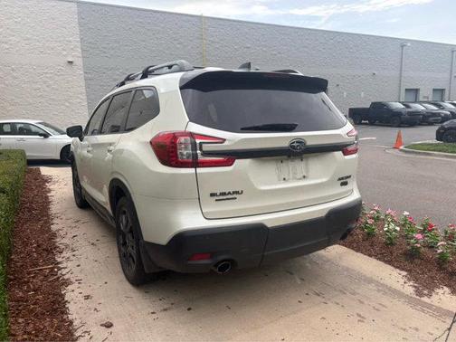 Crystal White Pearl 2023 Subaru Ascent Onyx Edition Limited