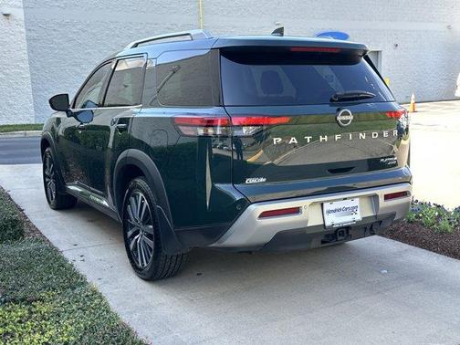 2022 Nissan Pathfinder Platinum