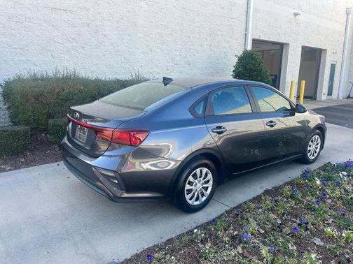 2021 Kia Forte FE
