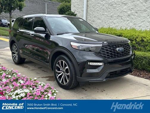 2022 Ford Explorer ST-Line