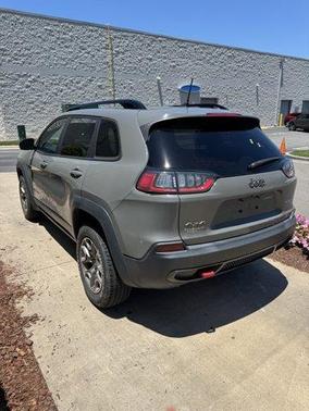 Sting Gray Clearcoat 2022 Jeep Cherokee Trailhawk