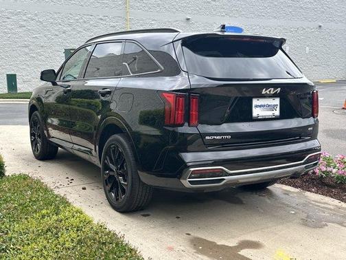 Ebony Black 2023 Kia Sorento SX