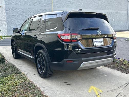 2025 Honda Pilot EX-L+