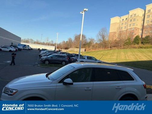 2020 Audi Q7 55 Premium