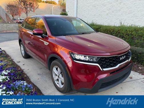 2022 Kia Sorento LX