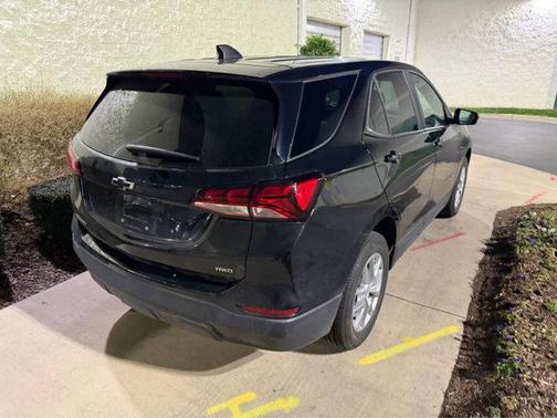 2022 Chevrolet Equinox LS