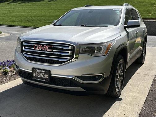 2019 GMC Acadia SLE-2
