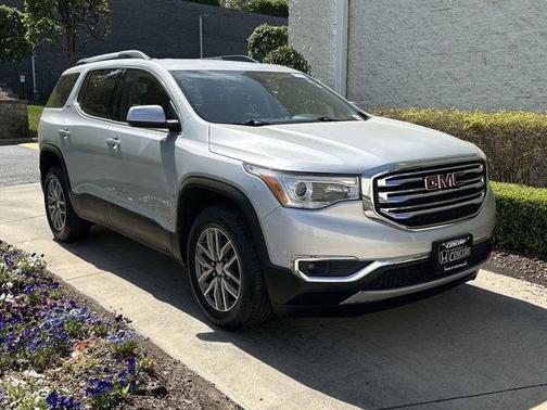 2019 GMC Acadia SLE-2