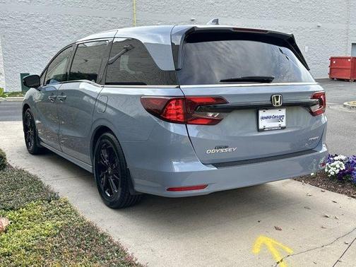 2024 Honda Odyssey Sport