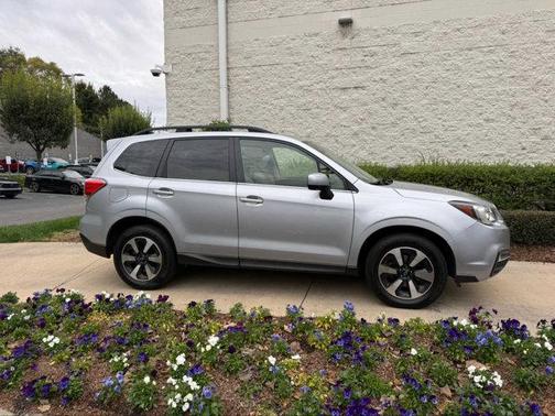 2017 Subaru Forester 2.5i Limited
