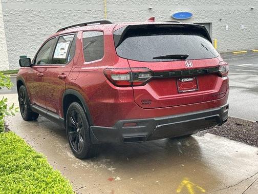 Radiant Red Metallic II 2026 Honda Pilot Black Edition