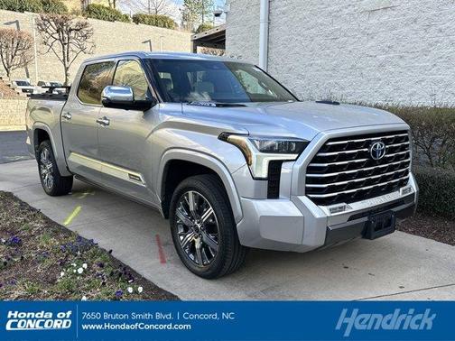 2023 Toyota Tundra Hybrid Capstone