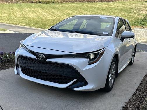 2022 Toyota Corolla Hatchback SE
