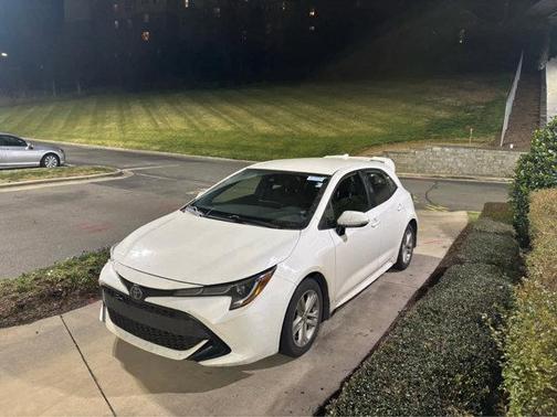2022 Toyota Corolla Hatchback SE